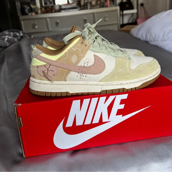 Nike Dunk Low “On the bright side” - Picture 1 of 5